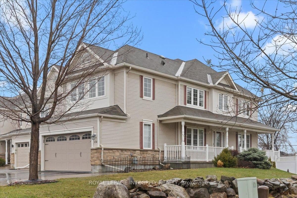 236 Wabiskaw Private, Ottawa, ON — photo 2