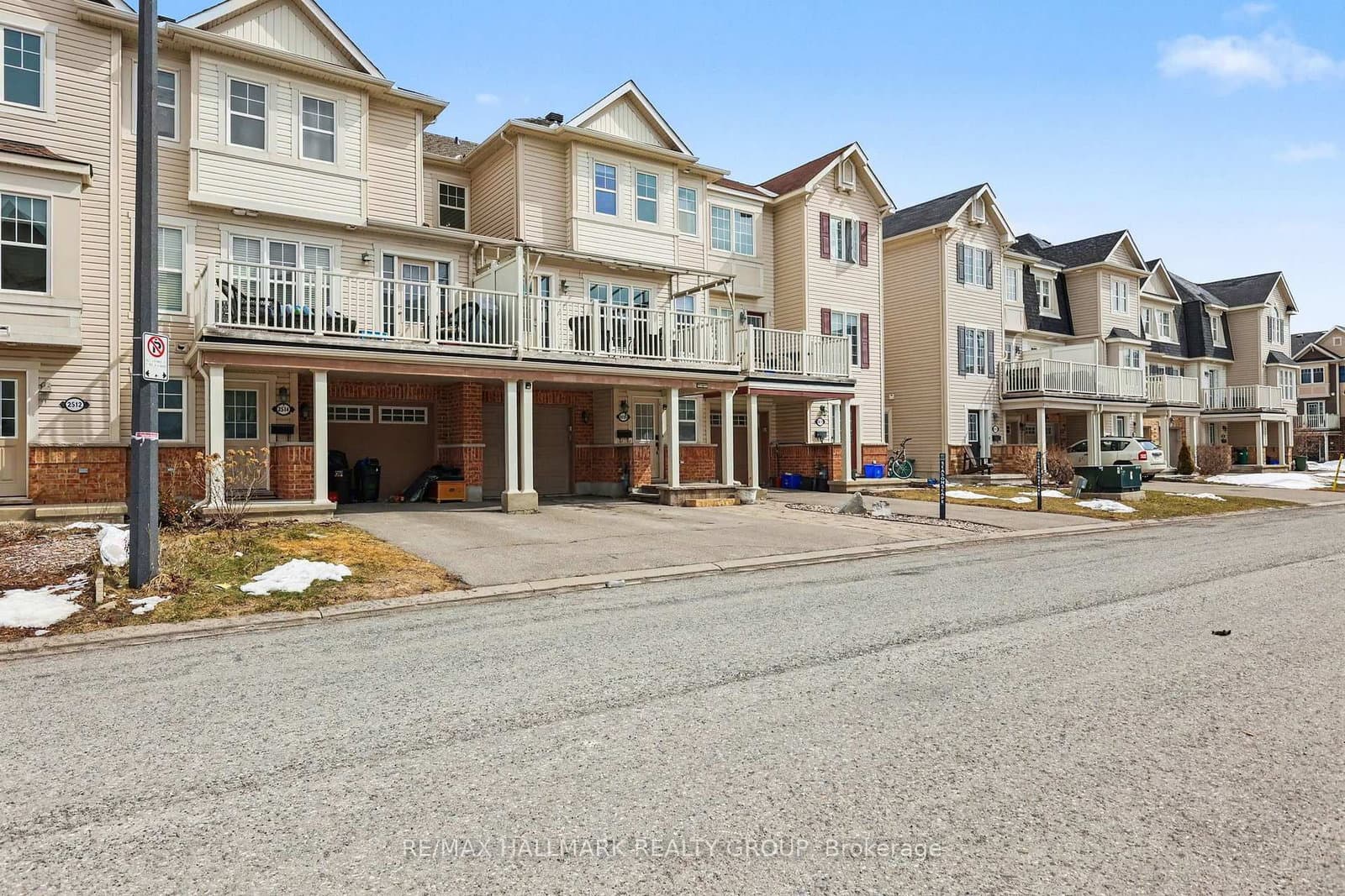 2516 Nutgrove Avenue, Ottawa, ON — photo 3