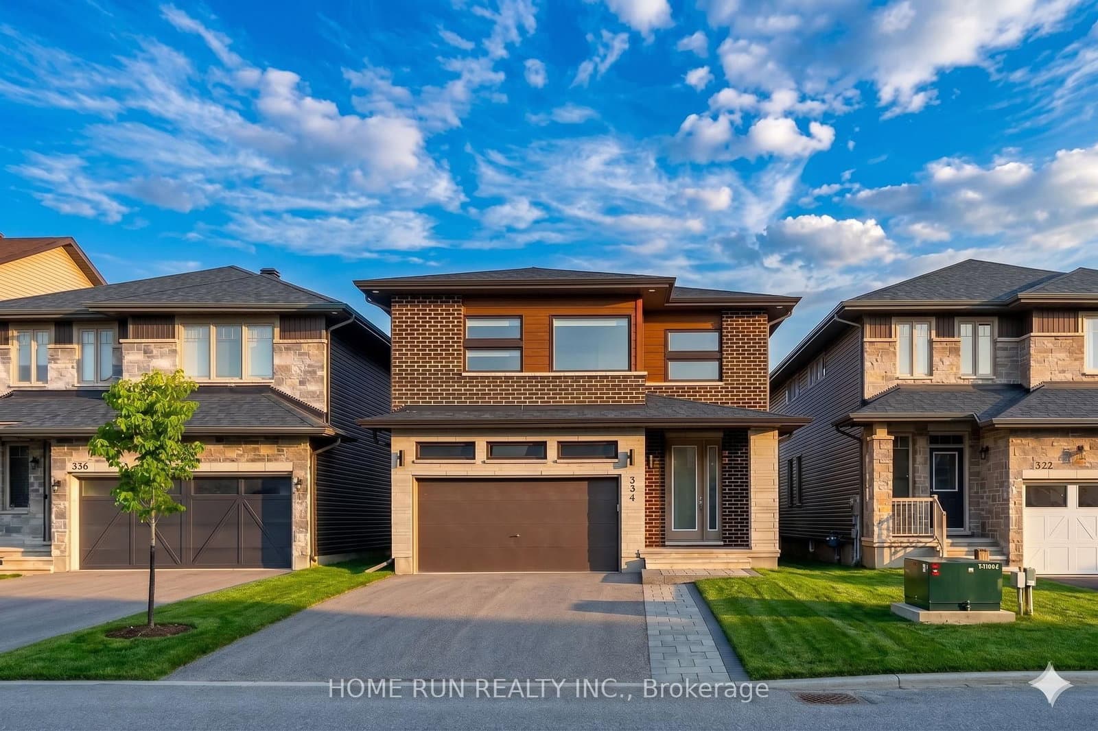 334 Haliburton Heights, Ottawa, ON