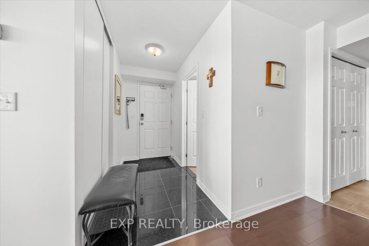 307 - 1931 St. Joseph Boulevard, Ottawa, ON — photo 2