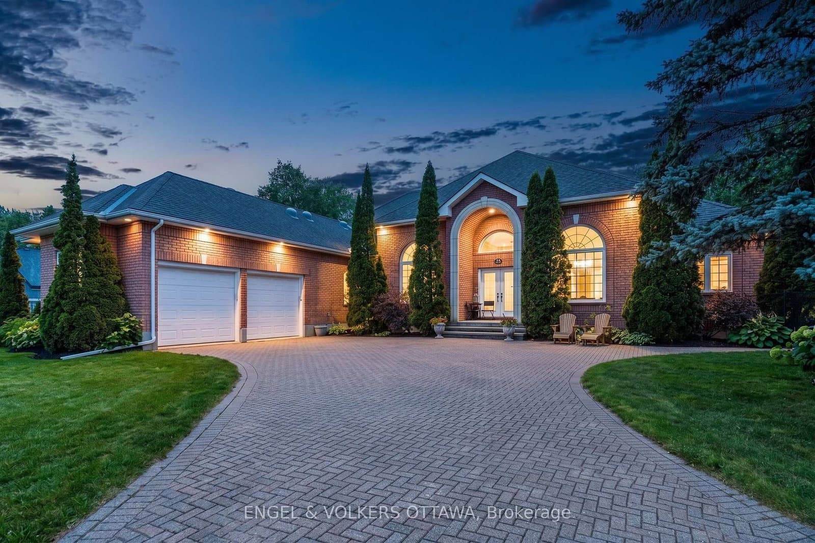 5 Countryside Green, Ottawa, ON