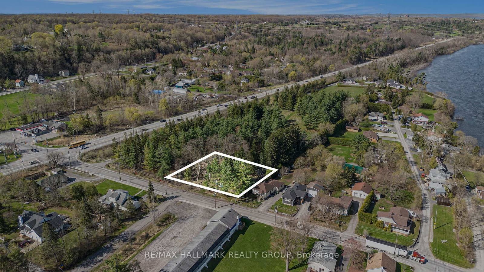 942 Cameron Street, Ottawa, ON — photo 2