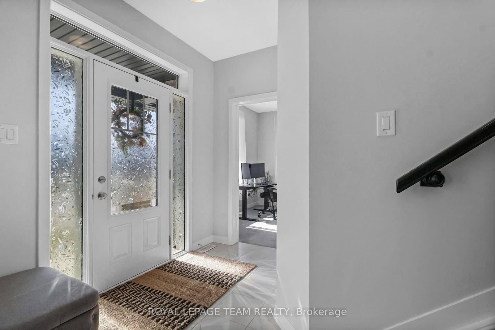 647 Cygnus Street, Ottawa, ON — photo 3