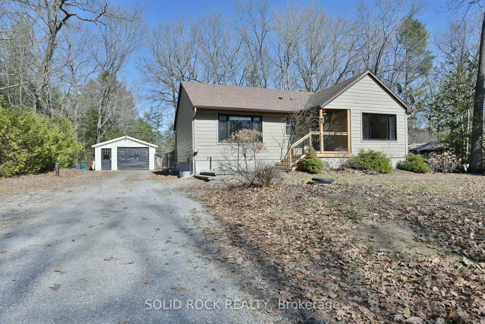 134 Holiday Drive, Ottawa, ON