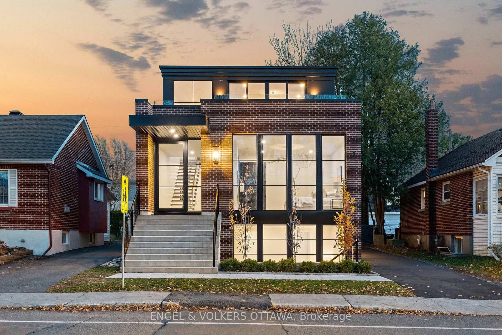 246 Byron Avenue, Ottawa, ON — photo 2