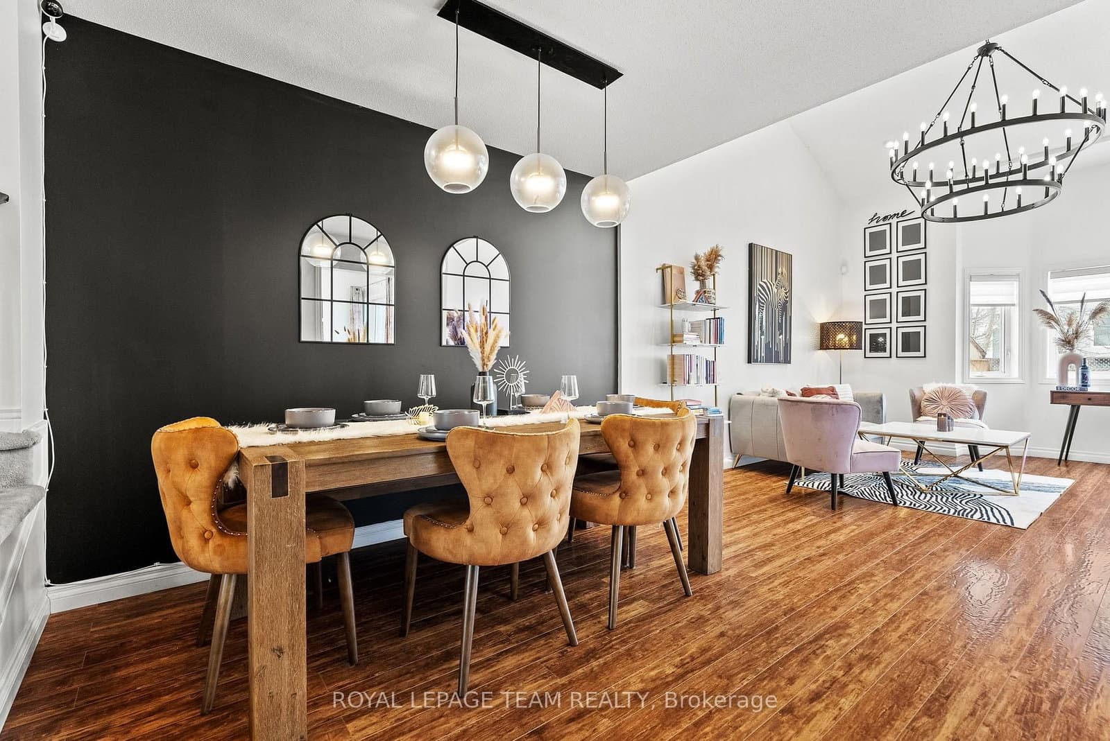 5 Milner Downs Crescent, Ottawa, ON — photo 3