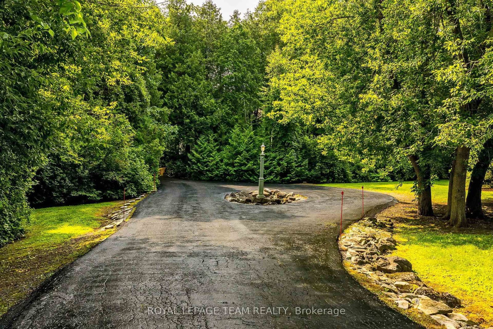 6196 Deermeadow Drive, Ottawa, ON — photo 3