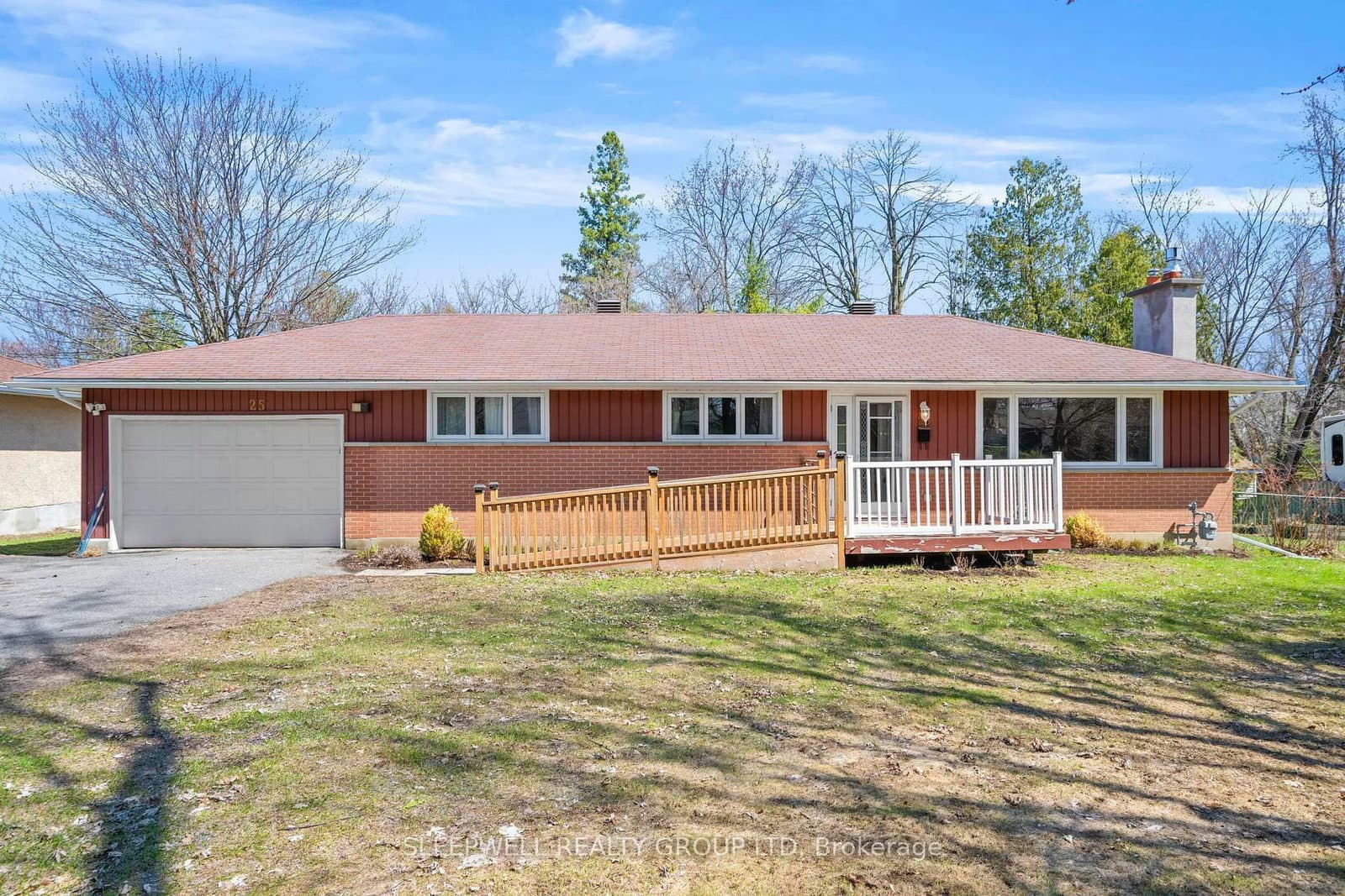 25 Basswood Avenue, Stittsville, ON