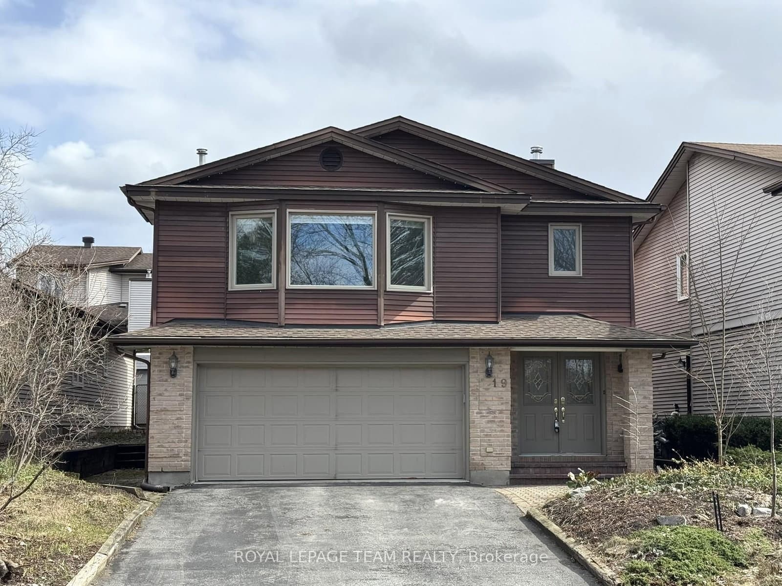 19 Hackett Street, Ottawa, ON