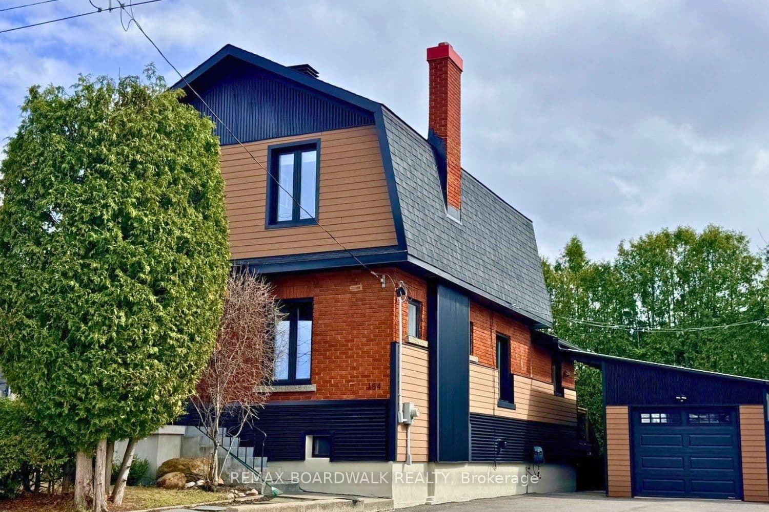 154 Queen Mary Street, Ottawa, ON