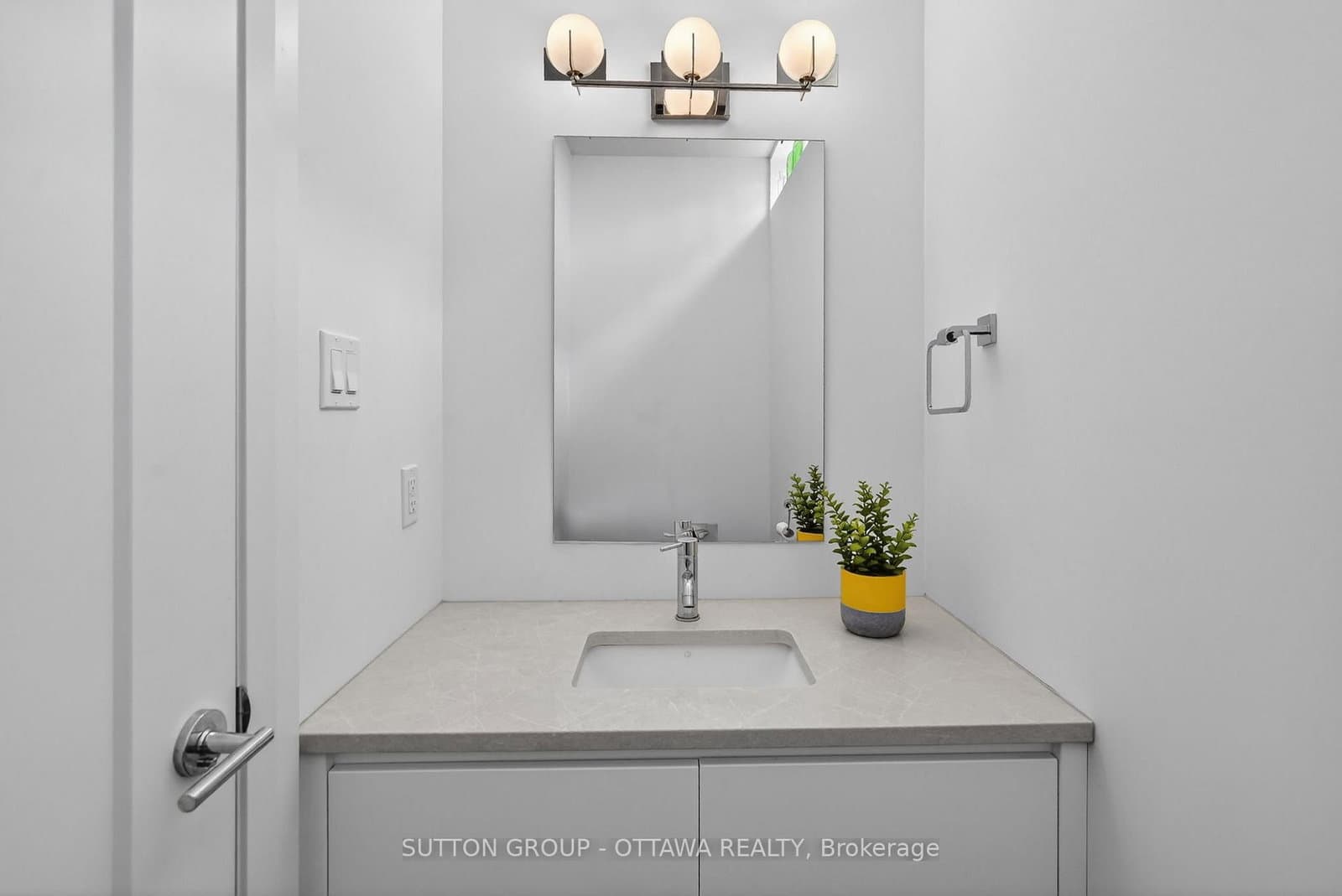 31 CARLOTTA Avenue, Ottawa, ON — photo 3