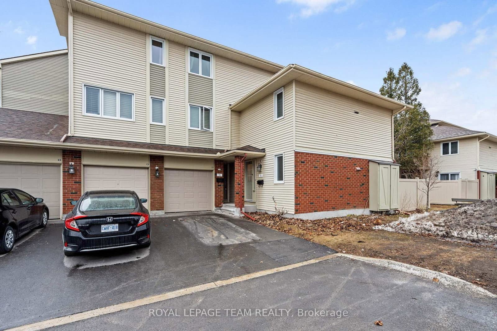 90 Haxby Private, Ottawa, ON