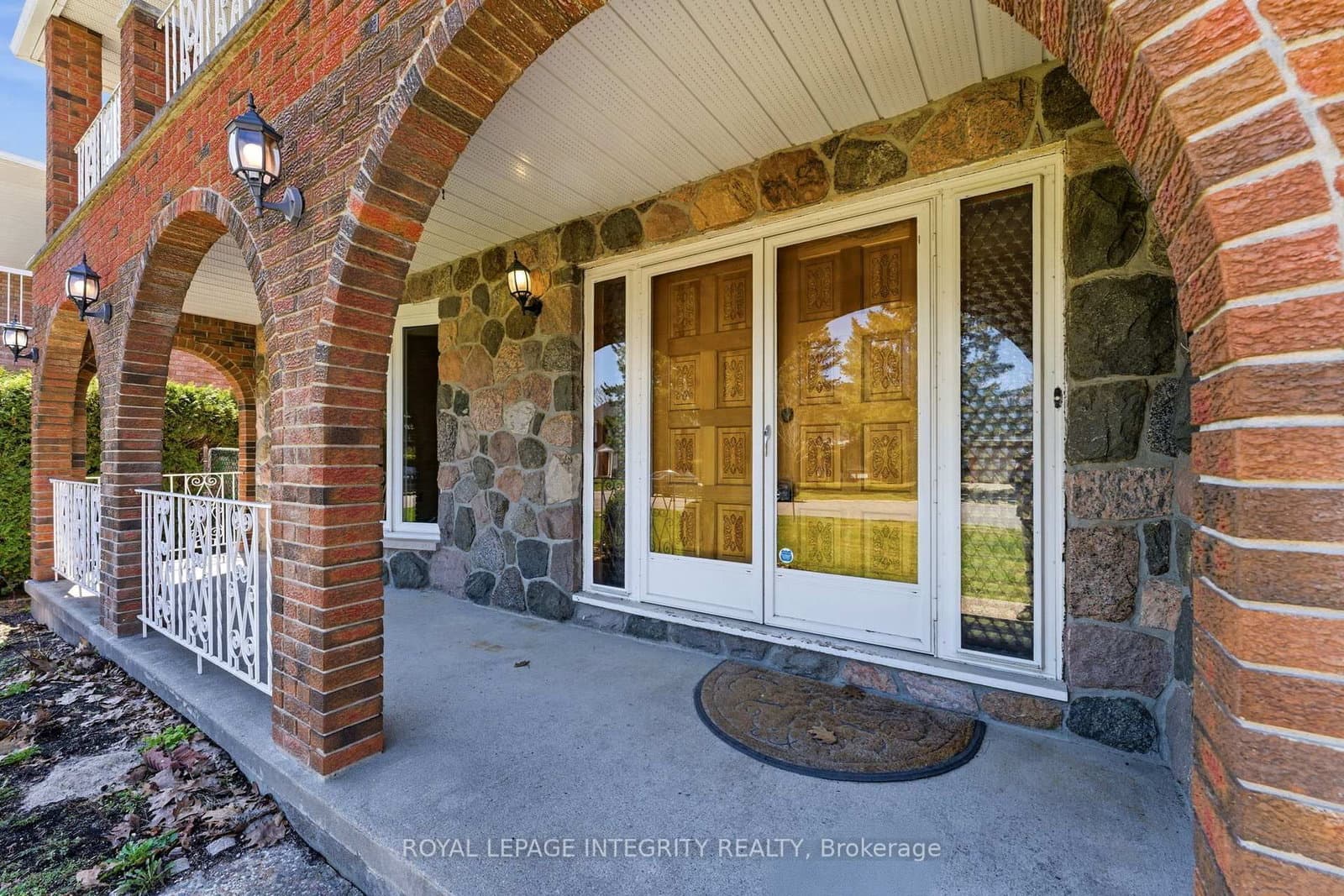 10 Parmalea Crescent, Ottawa, ON — photo 3