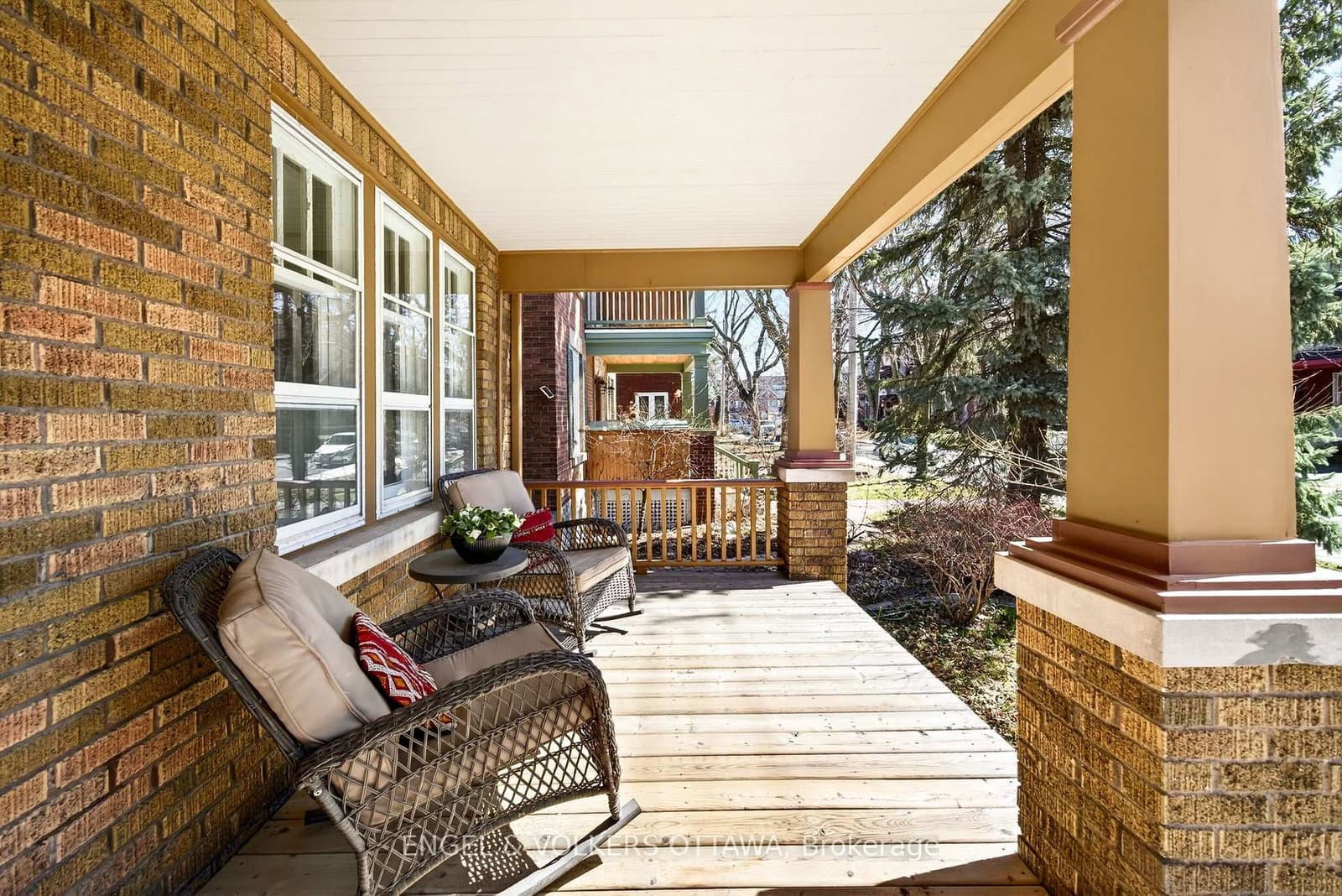 23 Woodlawn Avenue, Ottawa, ON — photo 3