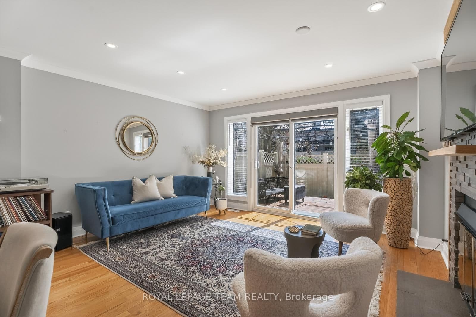 10 - 72 GREENFIELD Avenue, Ottawa, ON — photo 3