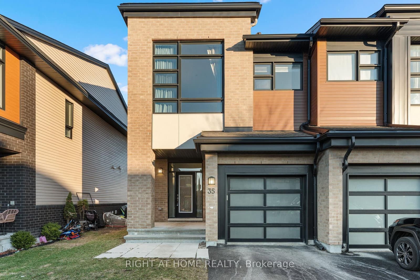 35 PLANK Street, Ottawa, ON — photo 3