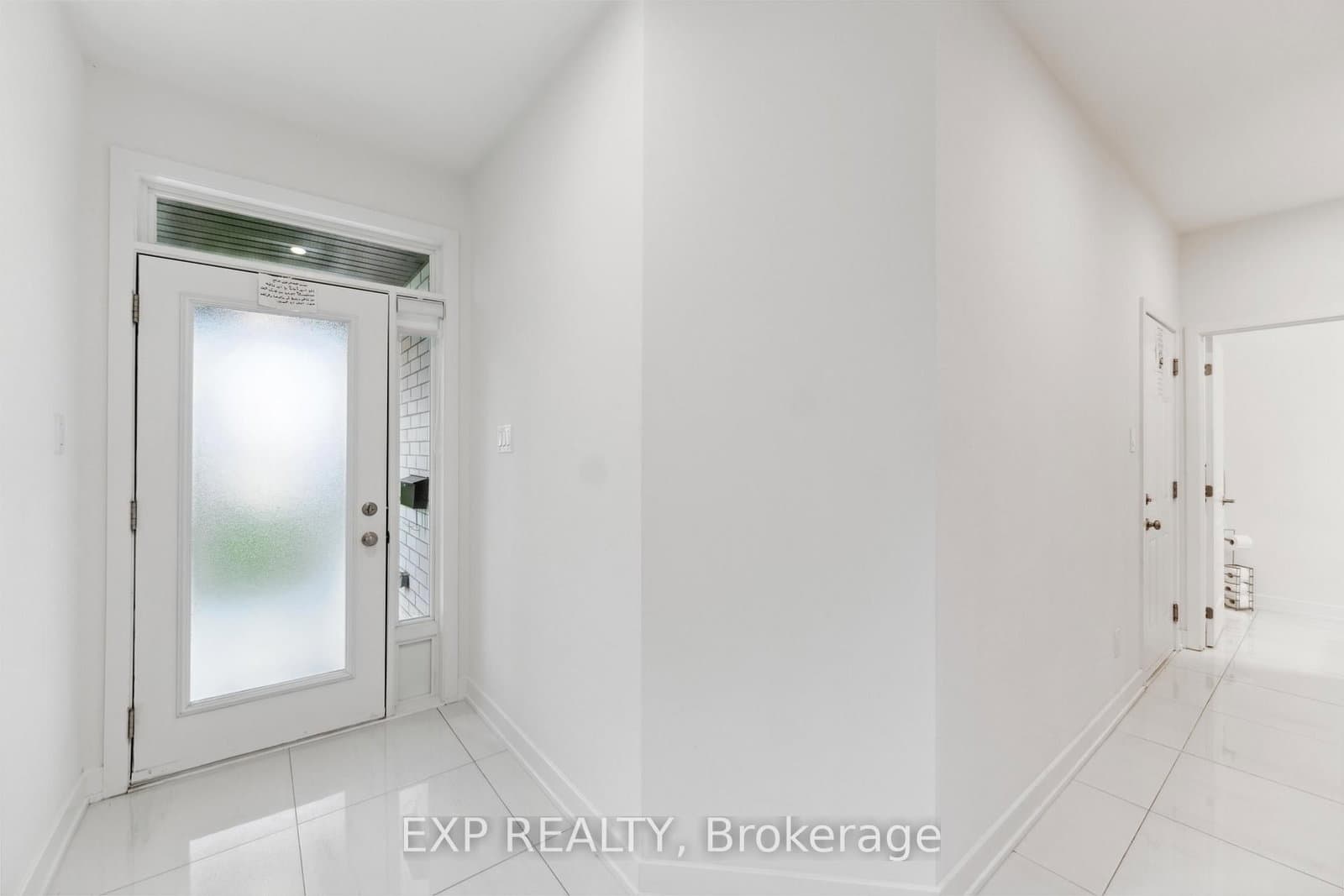 748 OVATION Grove, Ottawa, ON — photo 3