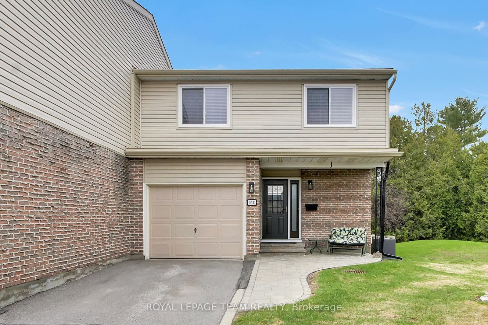 D - 30 Black Forest Lane, Ottawa, ON — photo 2