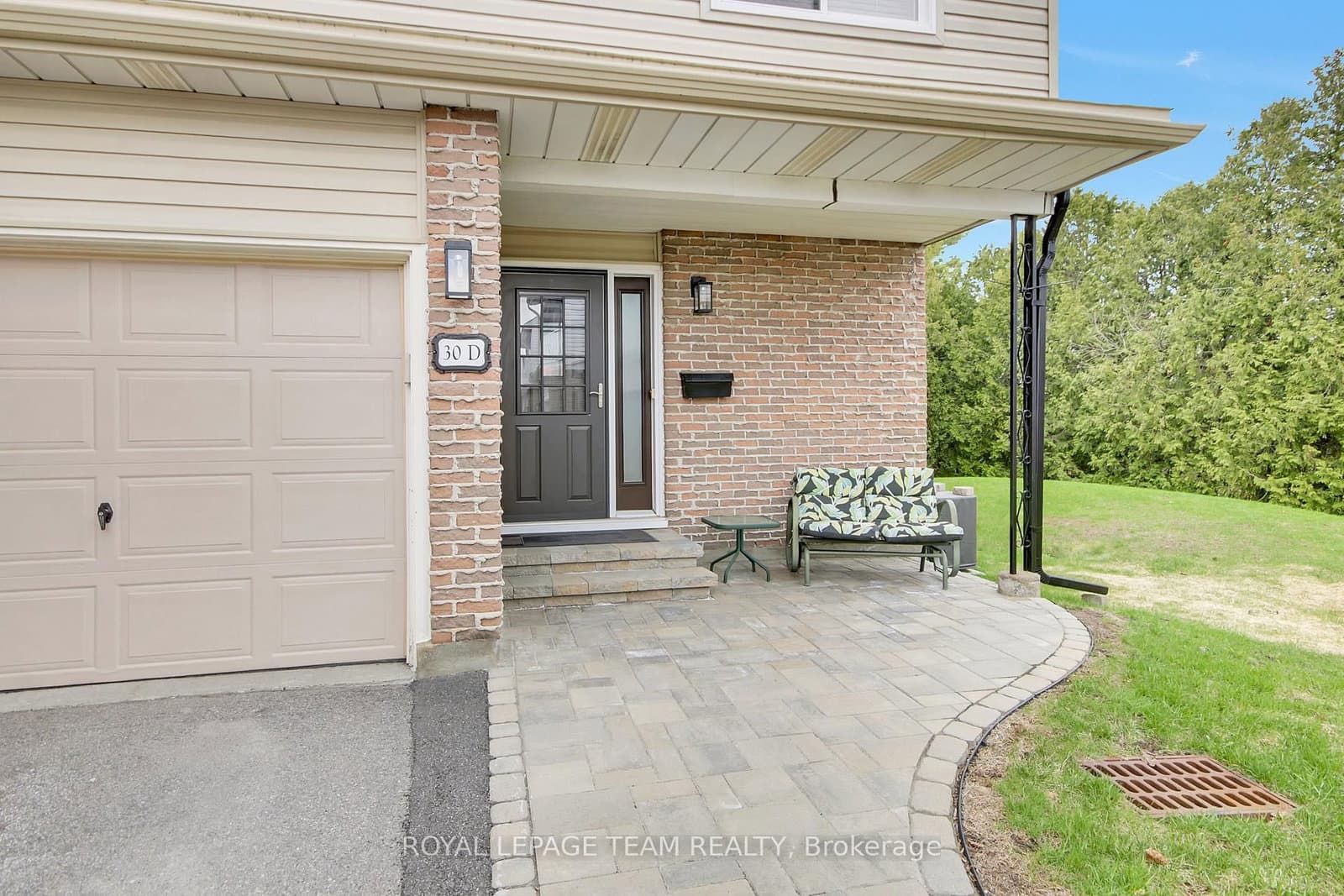 D - 30 Black Forest Lane, Ottawa, ON — photo 3