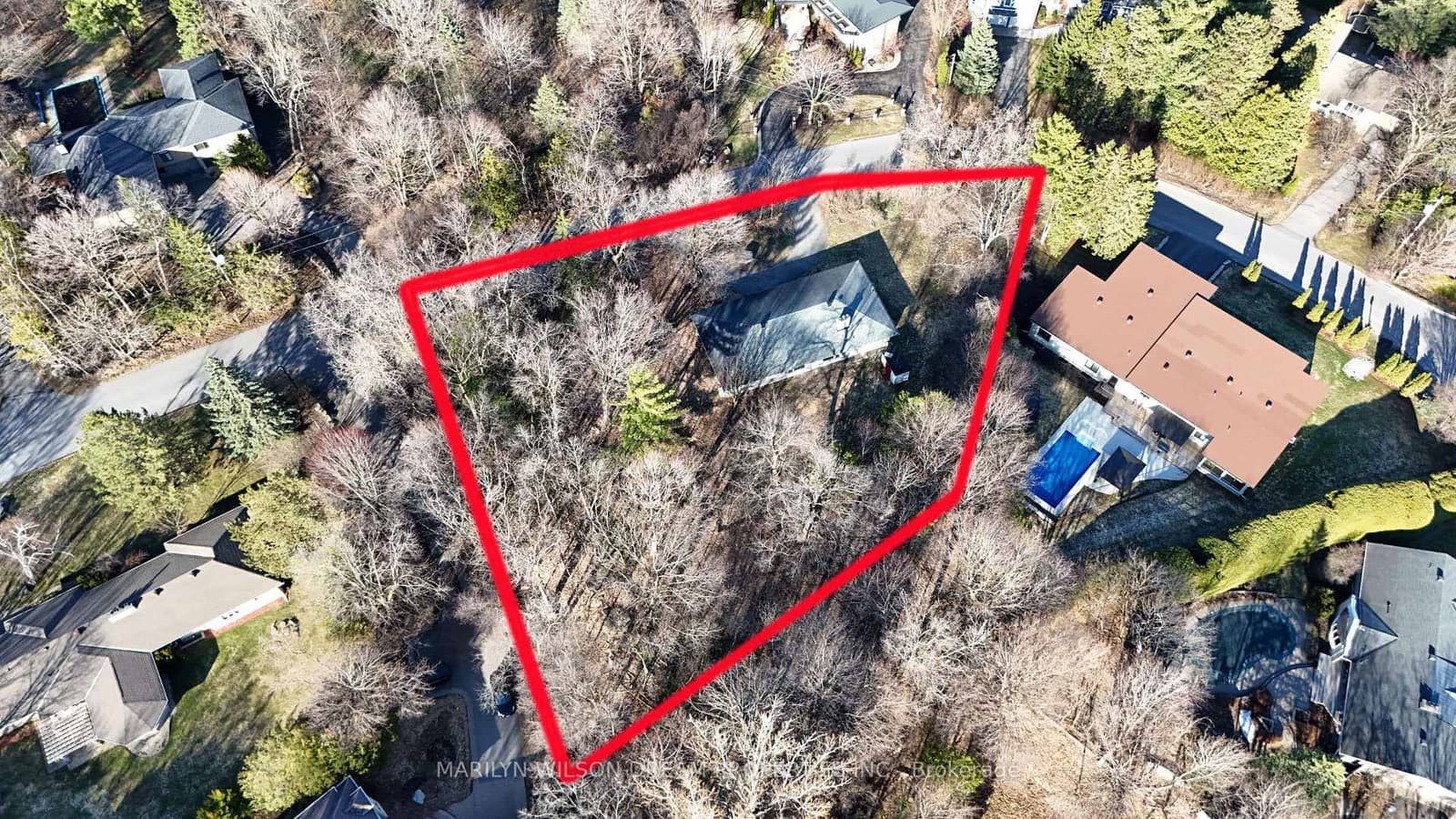 10 Cedar Road, Gloucester, ON — photo 2