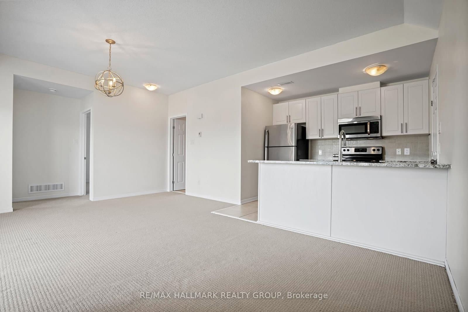 42 Sternes Private, Orleans, ON — photo 3