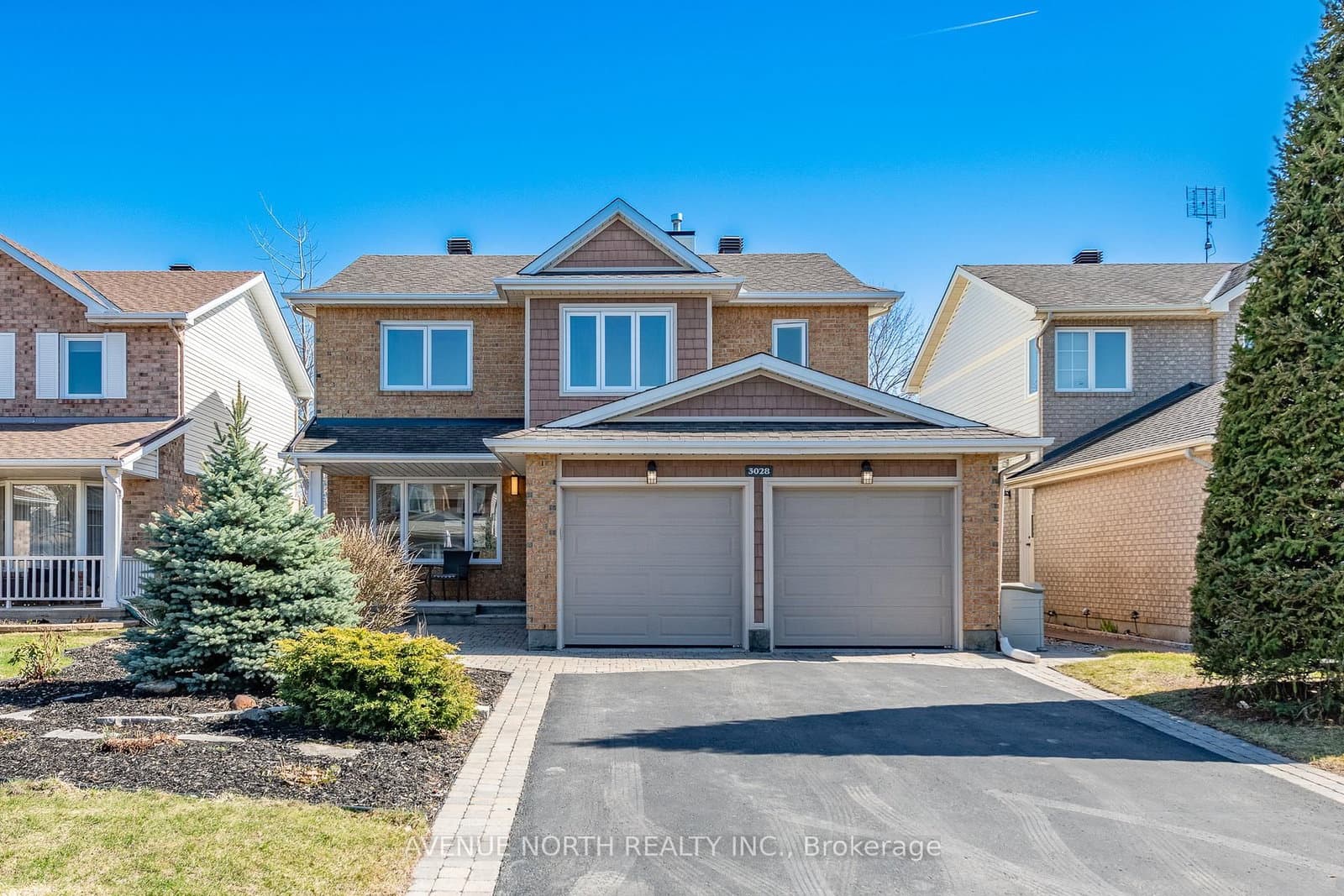 3028 Courtyard Crescent, Ottawa, ON