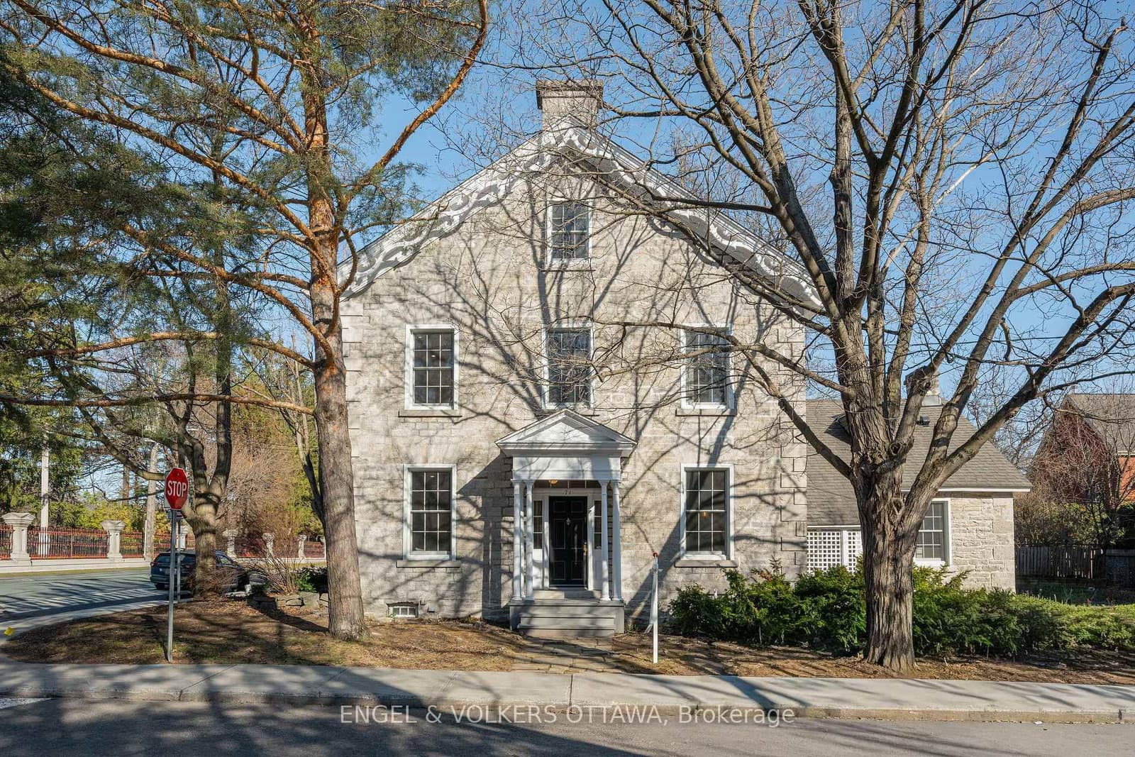 71 Thomas Street, Ottawa, ON