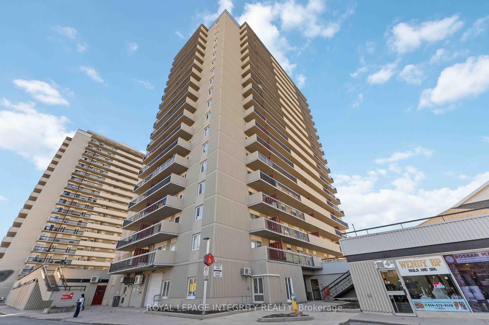 1506 - 158 B MCARTHUR Avenue, Ottawa, ON