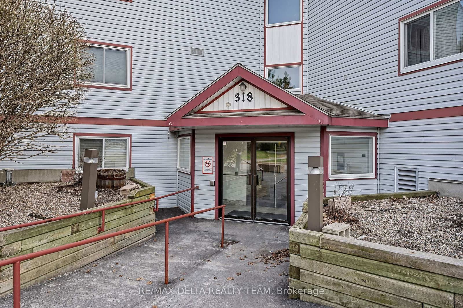 119 - 318 LORRY GREENBERG Drive, Ottawa, ON — photo 3