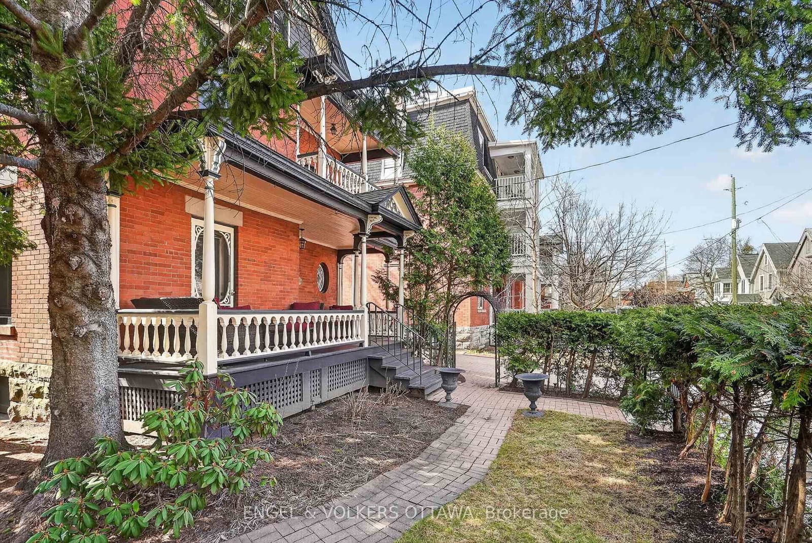 110 Waverley Street, Ottawa, ON — photo 2