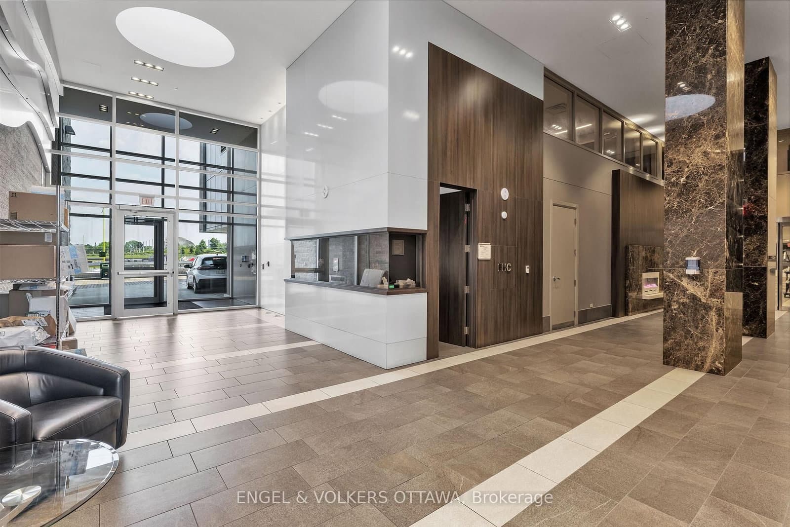 406 - 1035 Bank Street, Ottawa, ON — photo 3