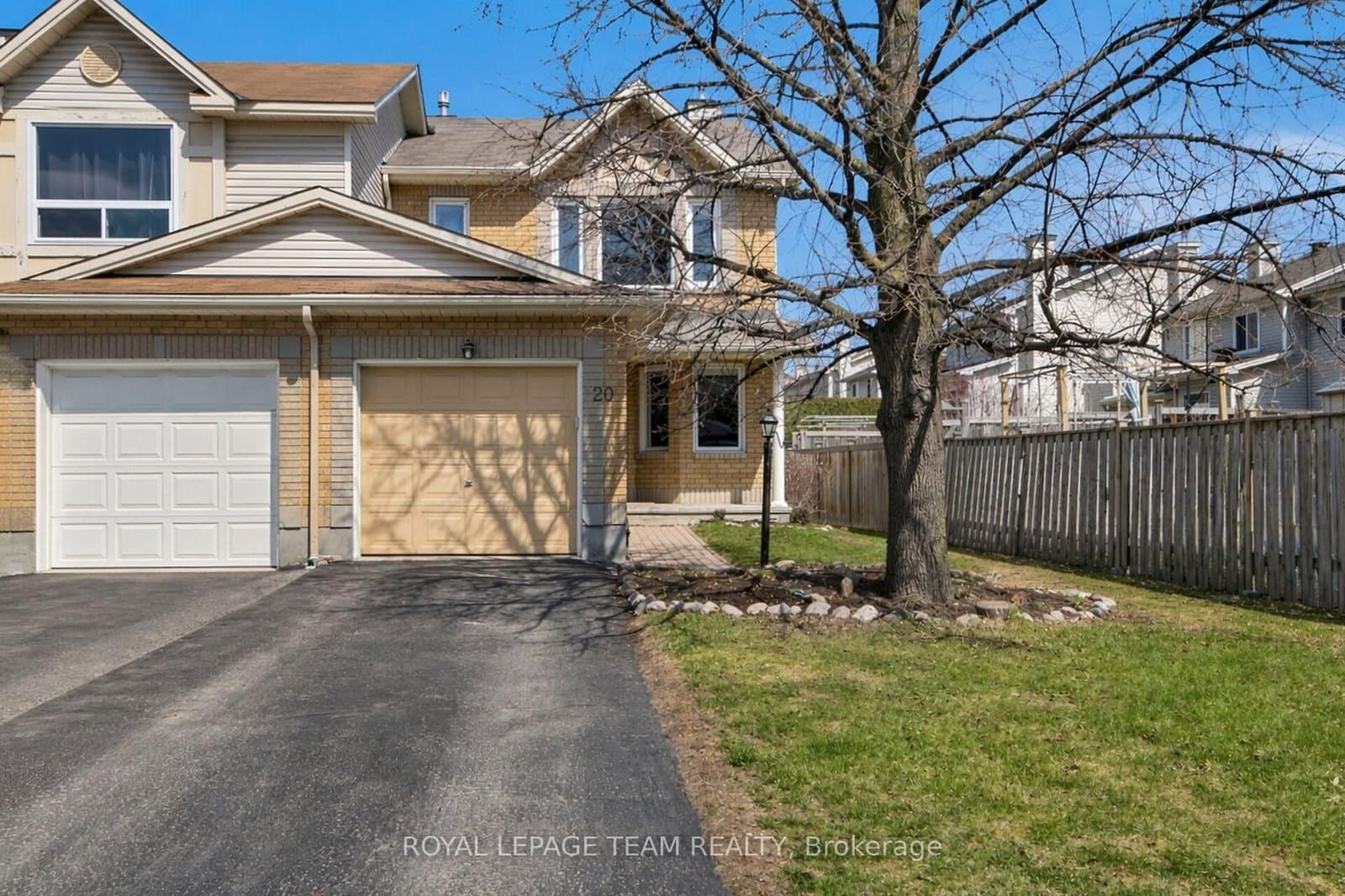 207 Beatrice Drive, Ottawa, ON