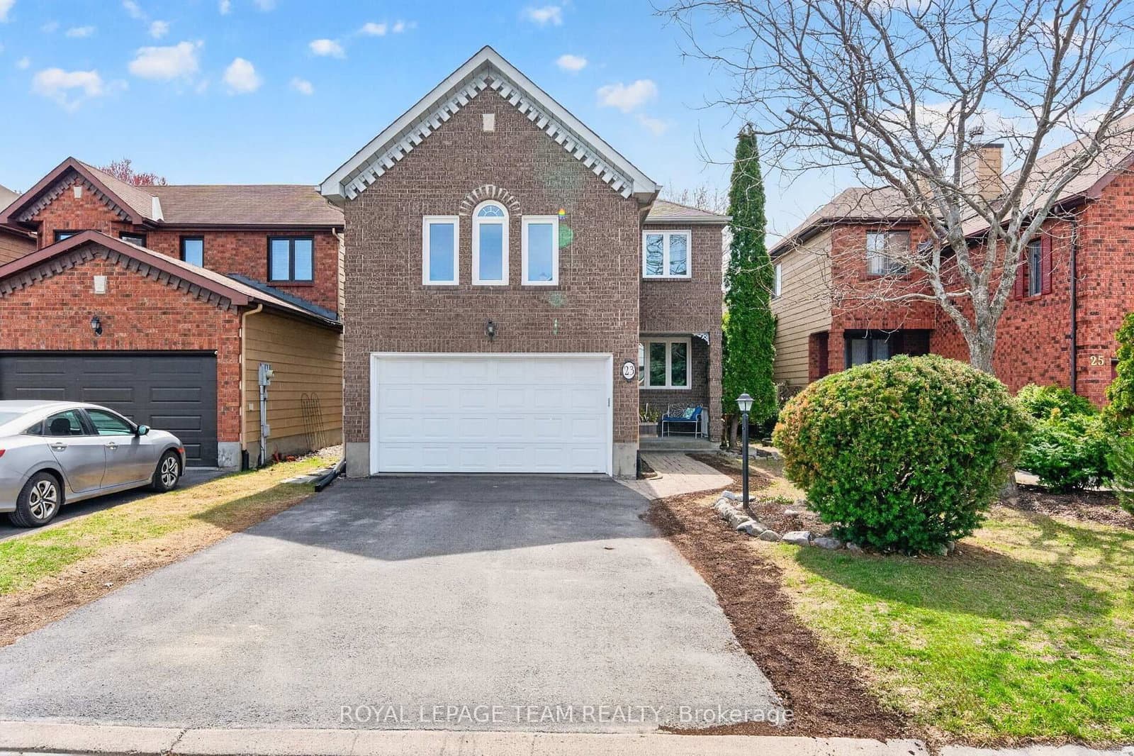 23 Inwood Drive, Kanata, ON