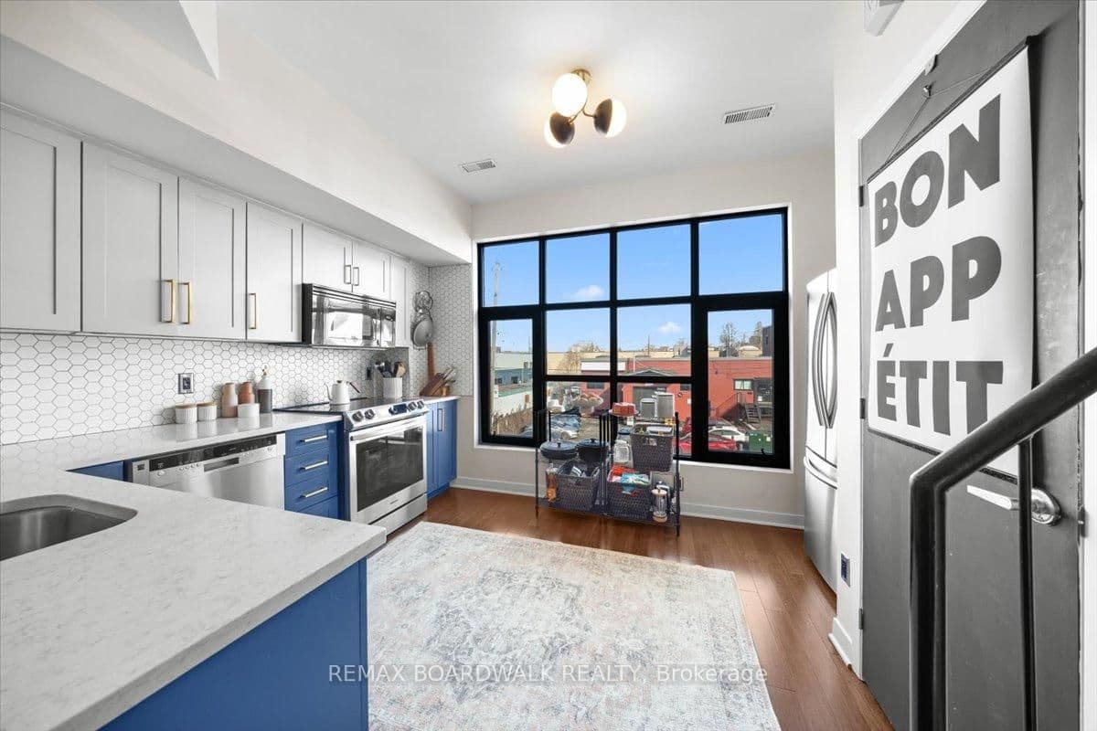 G - 154 Spruce Street, Ottawa, ON — photo 2