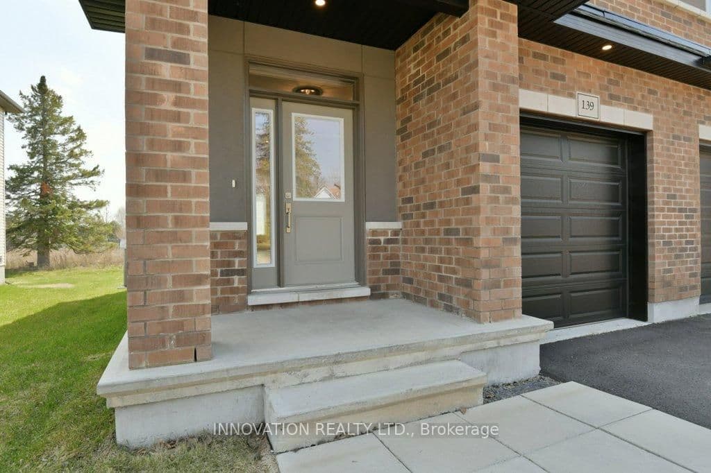 139 Salisbury Street, Carp, ON — photo 2