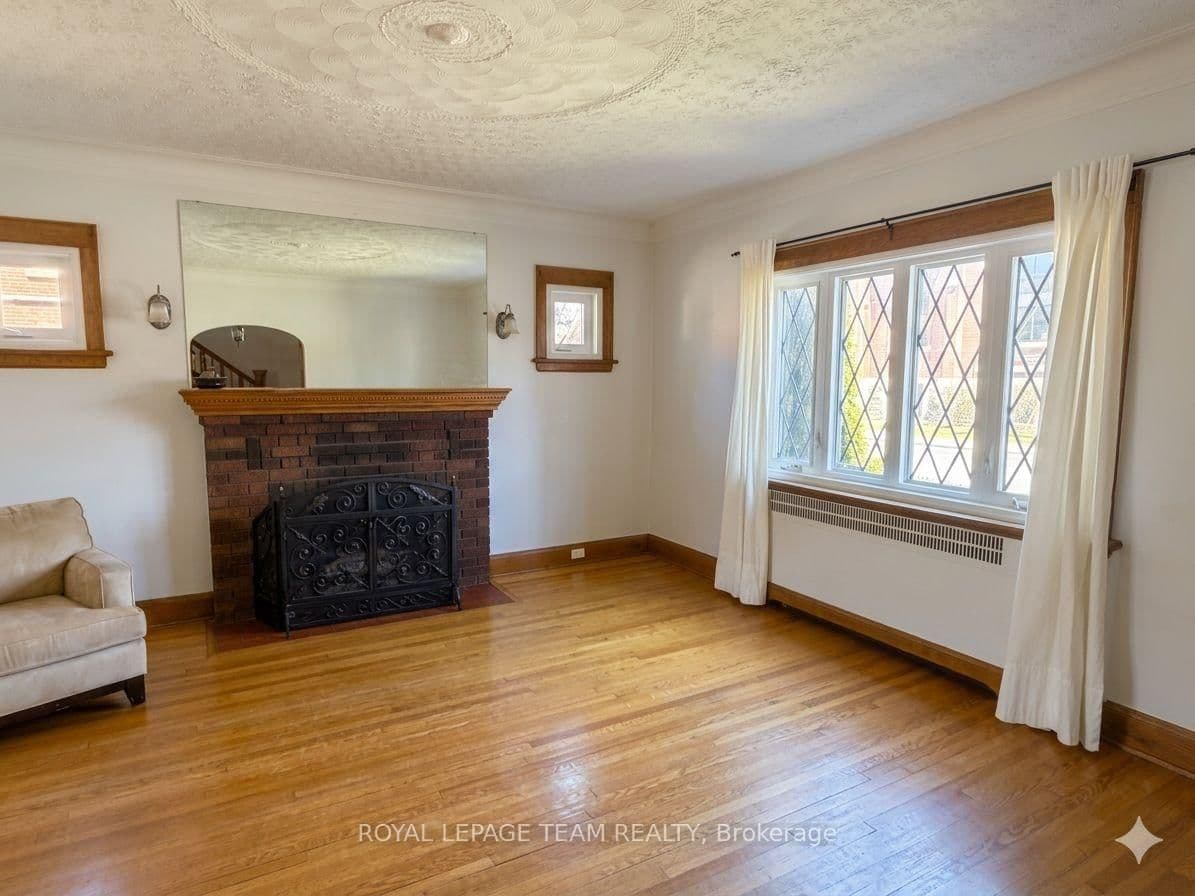 444 Parkdale Avenue, Ottawa, ON — photo 3