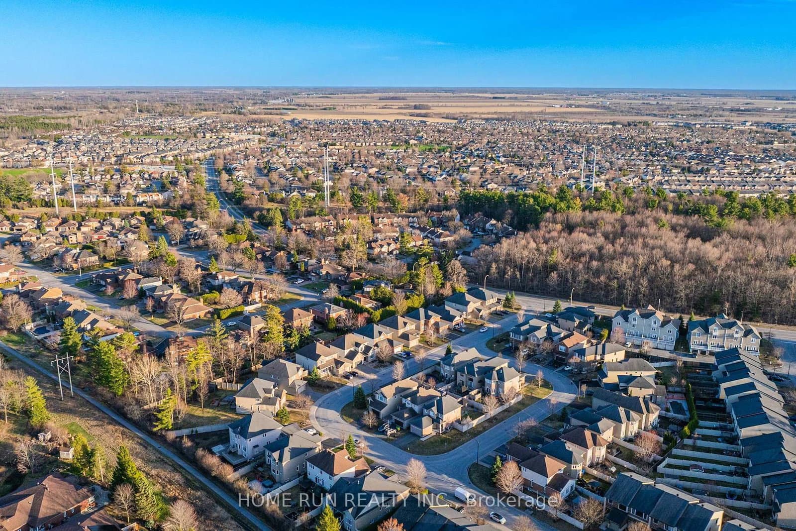 131 Kinghaven Crescent, Ottawa, ON — photo 2
