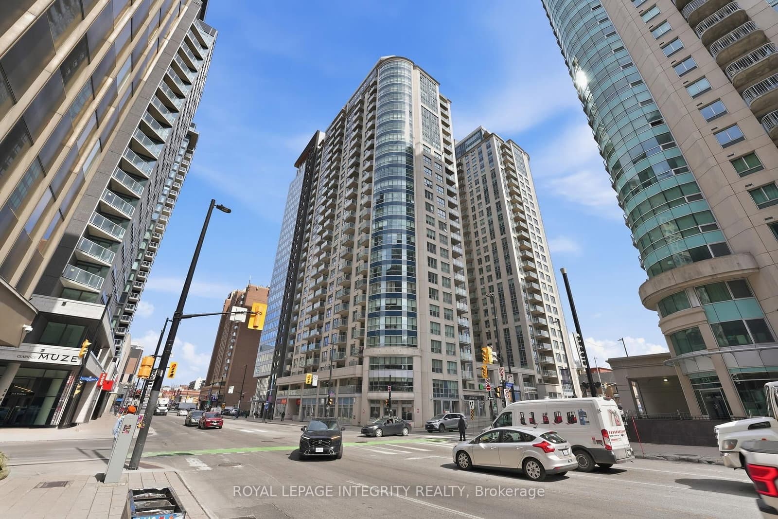 2403 - 242 Rideau Street, Ottawa, ON