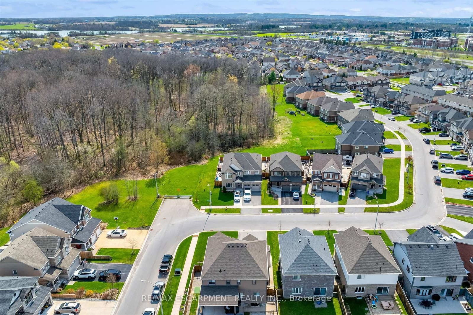 1 Elderberry Road, Thorold, ON