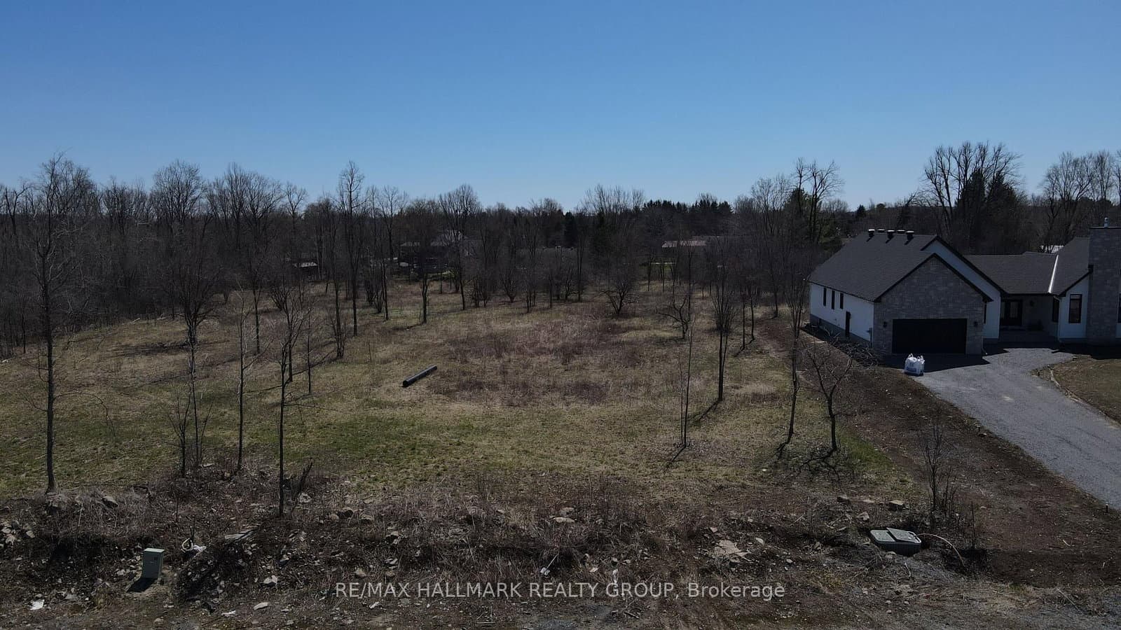 1729 Metcalfe Farm Drive, Metcalfe, ON — photo 2