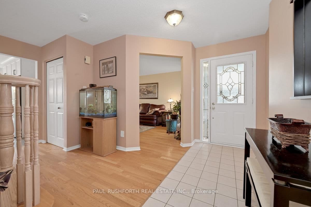 6569 Tooney Drive, Ottawa, ON — photo 3