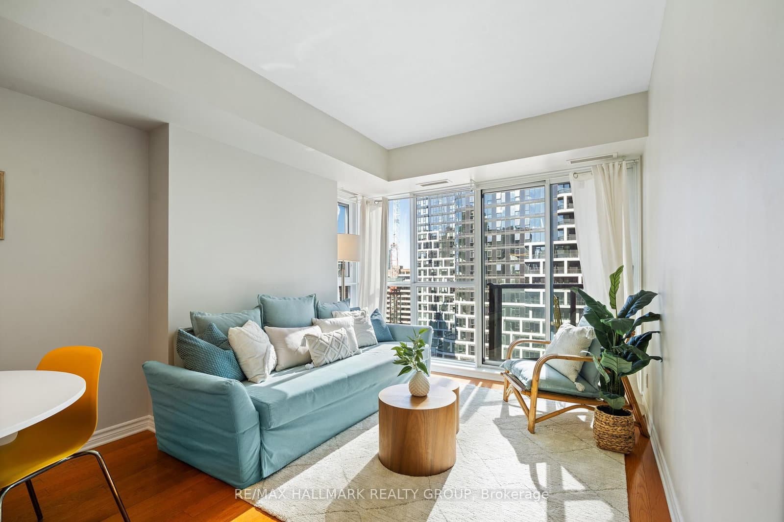 2103 - 445 Laurier Avenue, Ottawa, ON — photo 2