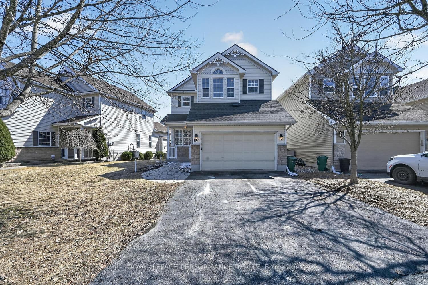 1665 Frenette Street, Ottawa, ON — photo 3