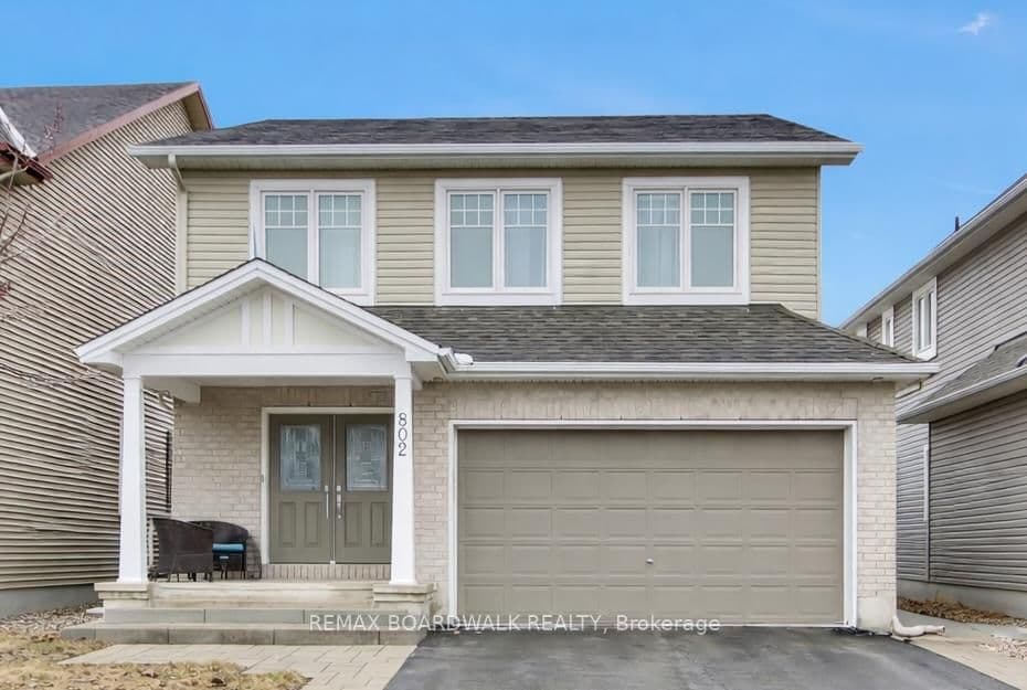 802 Tony George Street, Stittsville, ON