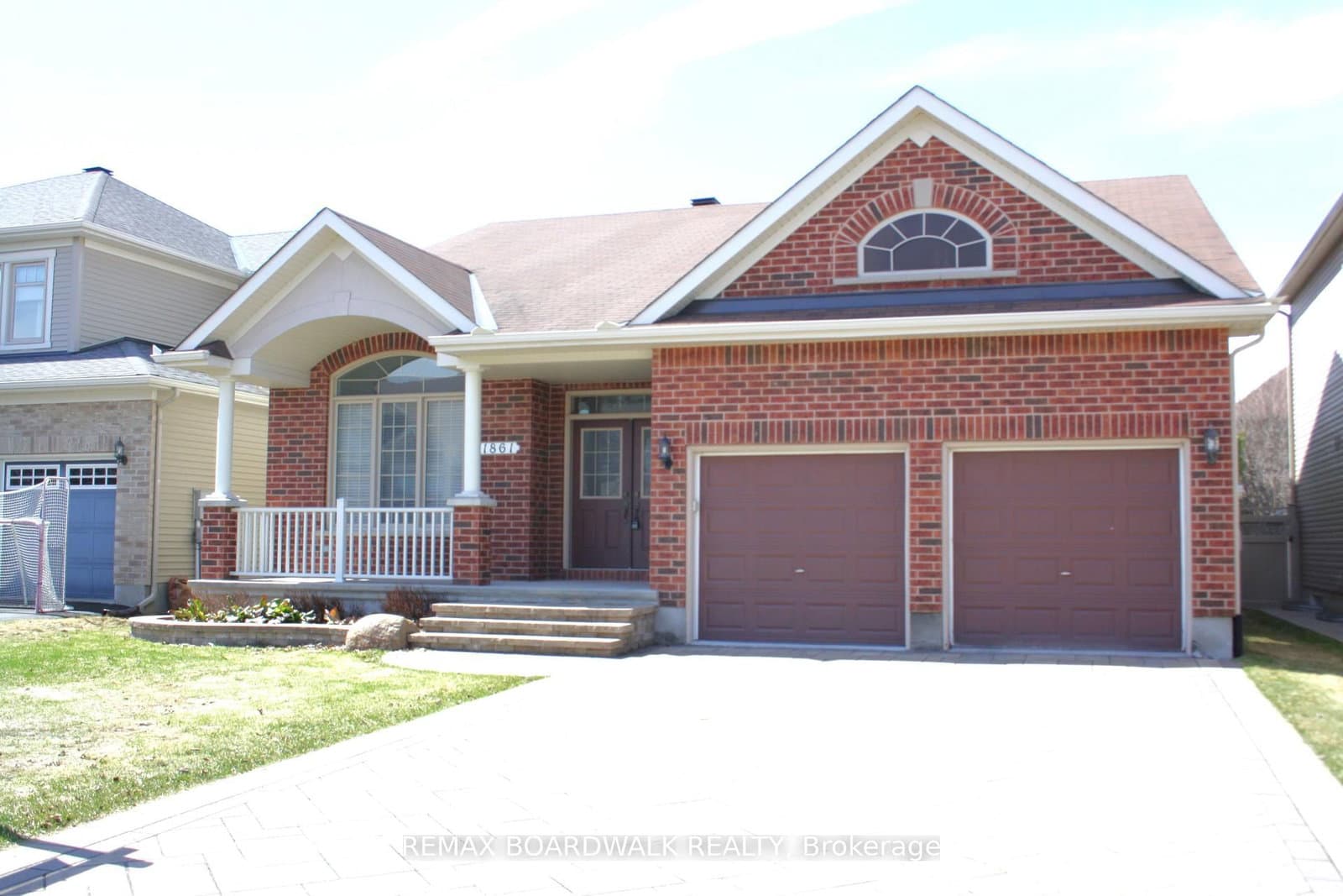1861 Mickelberry Crescent, Orleans, ON