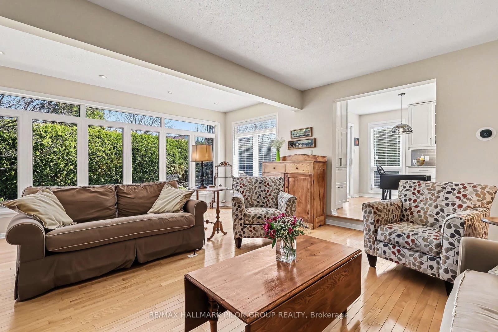 6321 Beausejour Drive, Orleans, ON — photo 3