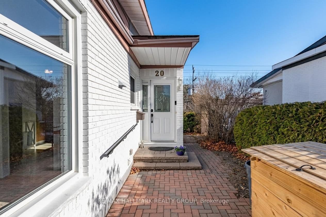 20 Mulvagh Avenue, Ottawa, ON — photo 2