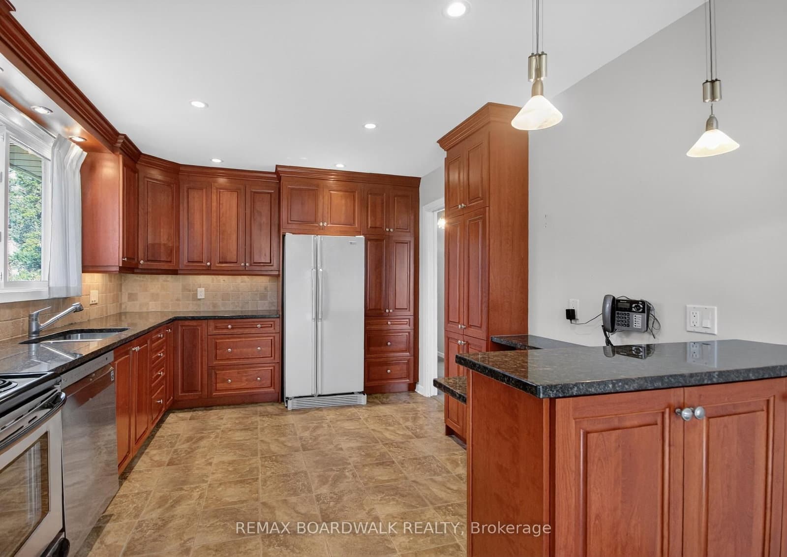 103 Christopher Hamilton Street, Richmond, ON — photo 3