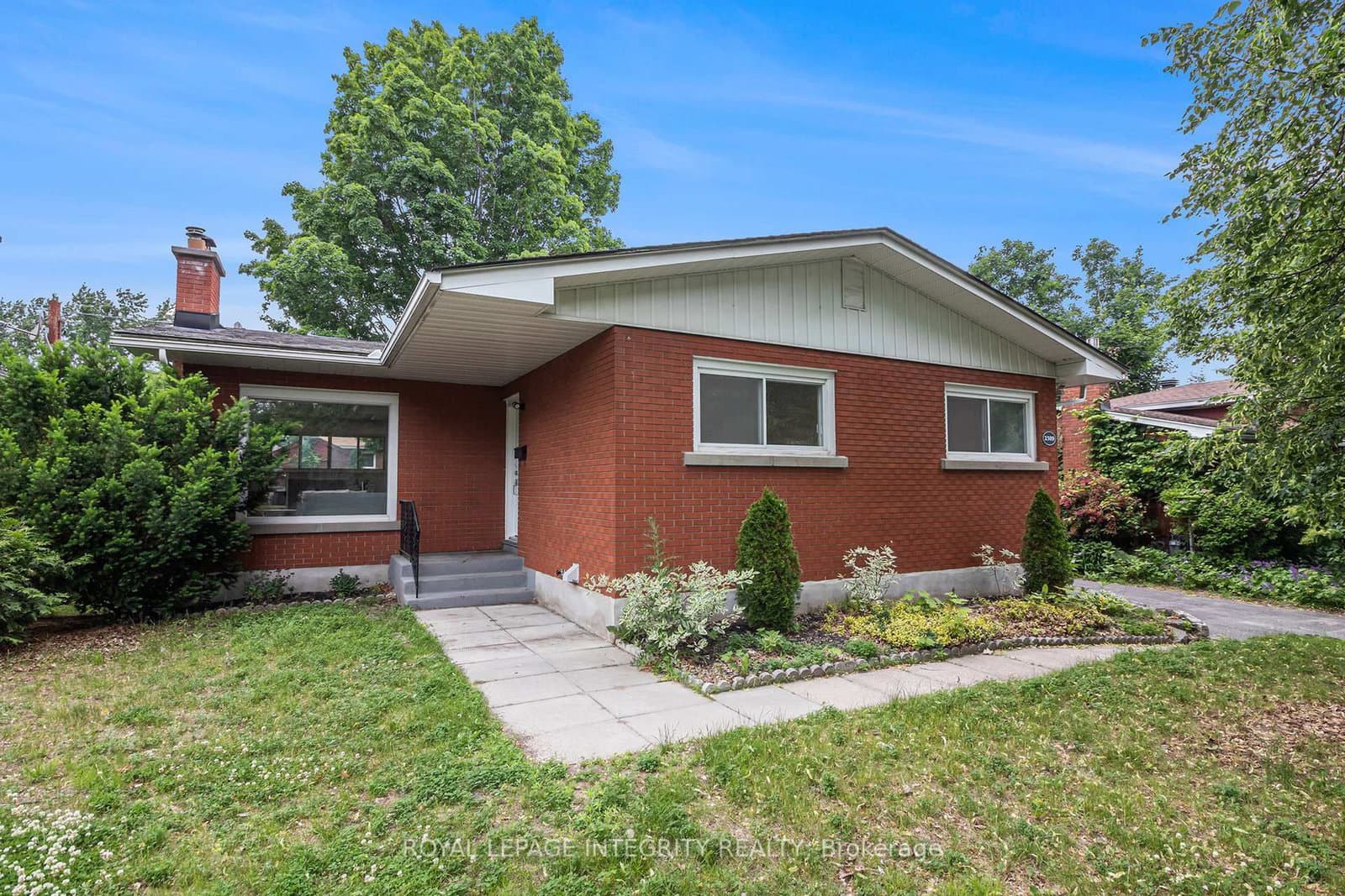 2389 Sheldon Avenue, Ottawa, ON