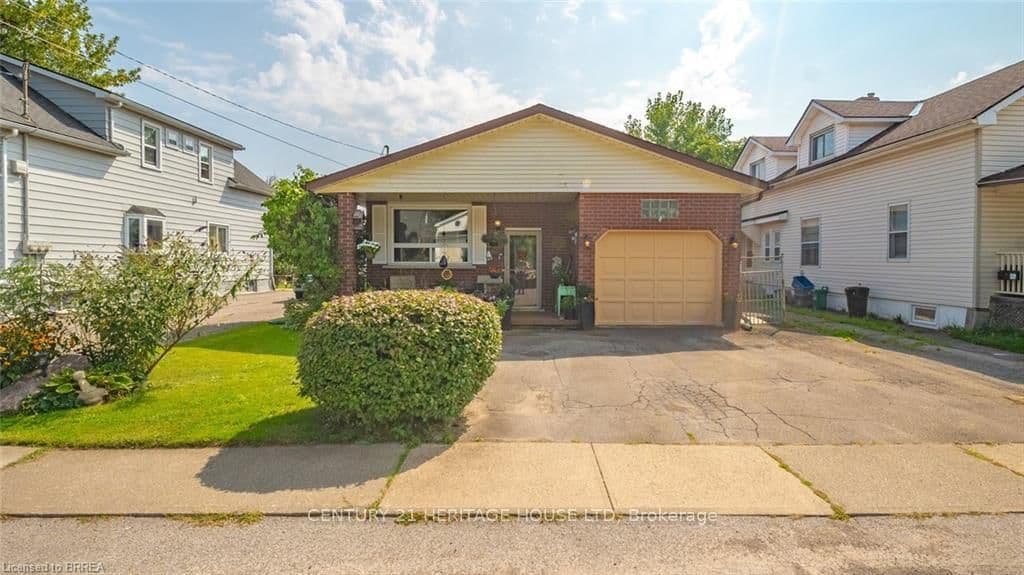 6442 Taylor Street, Niagara Falls, ON — photo 2